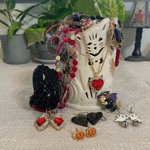 The “Heart of Halloween” Mystery Jewelry Jar